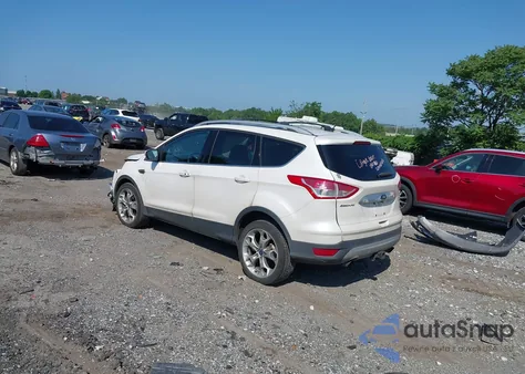 2015 Ford Escape Titanium from USA, damaged, VIN 1FMCU9J98FUC32815